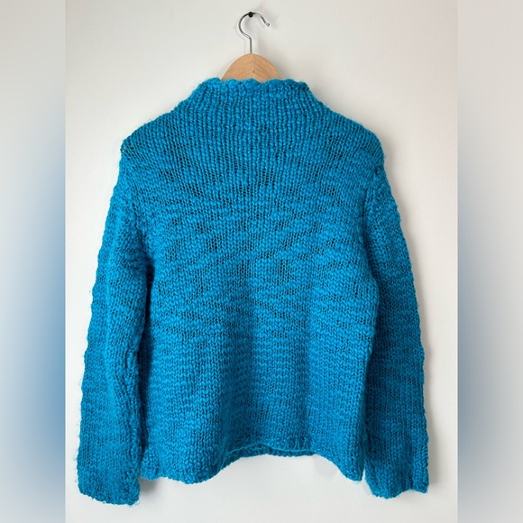 Vintage Turquoise Sweater - Picture 6 of 6